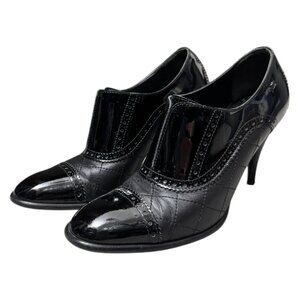 CHANEL Stunning LEATHER Luxury Designer QUILTED Pumps Heels Womens 7.5 US